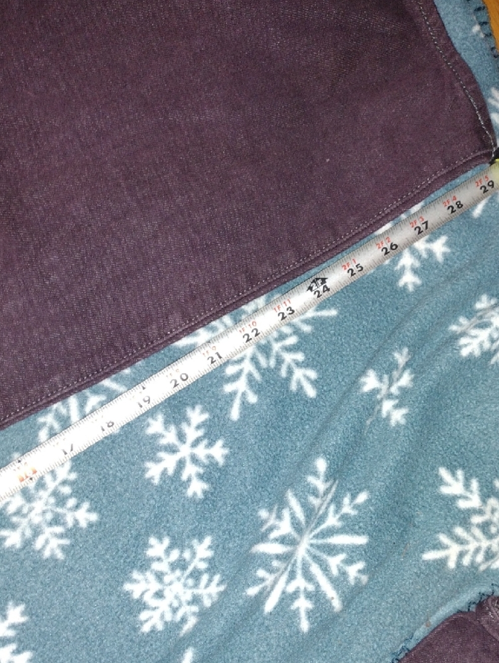 Levi's Men's Jeans in Plum - Picture 3 of 6
